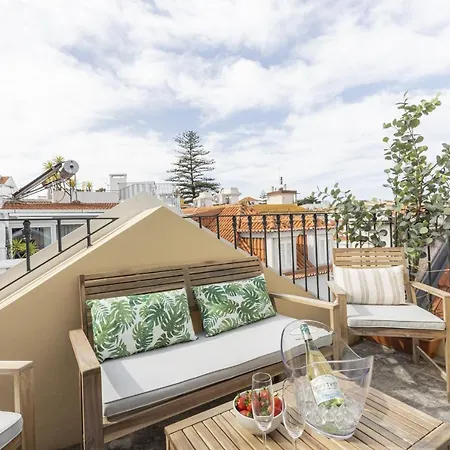 Petit Bijou By Cadenzalux